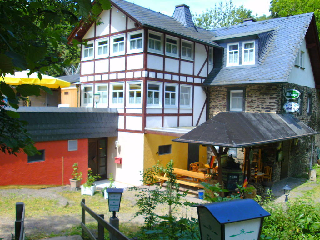 Pension & Apartments Linkemuehle Niederfell Exteriör bild